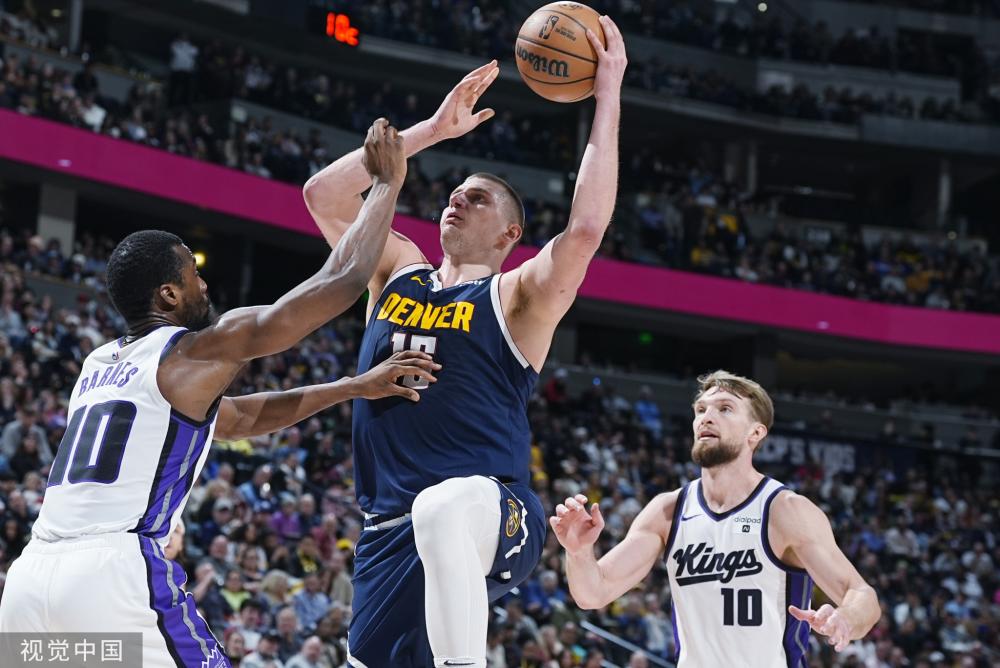 激烈角逐 激烈角逐