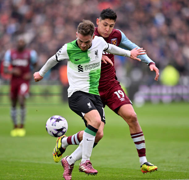 伊兰的故事 伊兰的故事