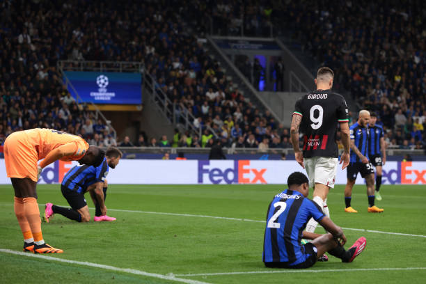 萨避免失球 萨避免失球